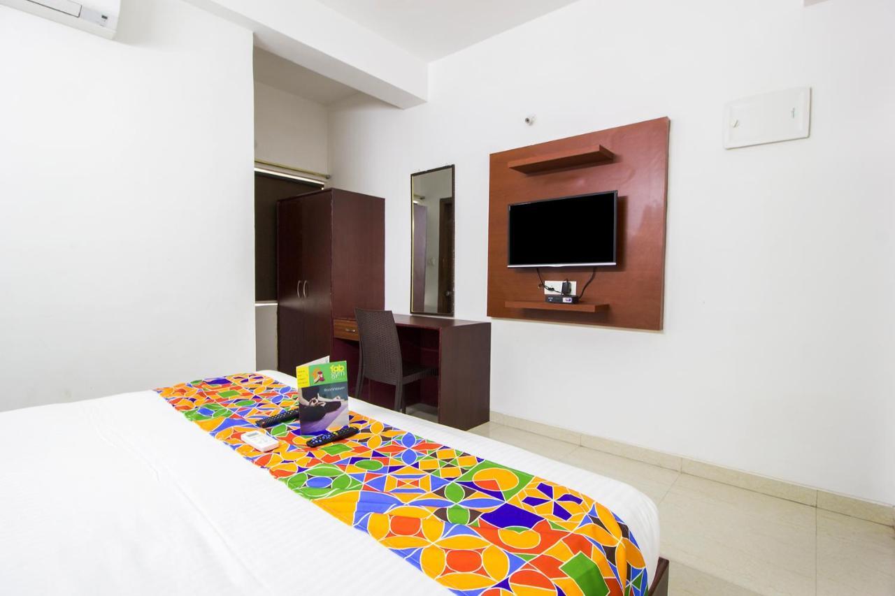 Fabhotel Limestone Suites - 750M From Yashoda Hospitals, Somajiguda Hyderabad Exterior photo