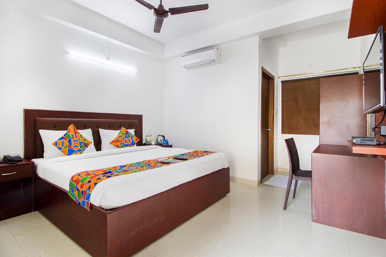 Fabhotel Limestone Suites - 750M From Yashoda Hospitals, Somajiguda Hyderabad Exterior photo